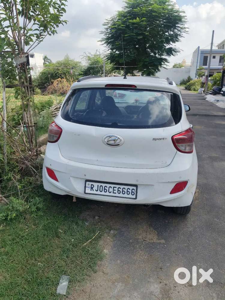Hyundai Grand I10 Sportz 2016