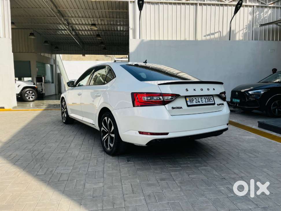 Skoda Superb Laurin And Klement 1.8, 2018, Petrol