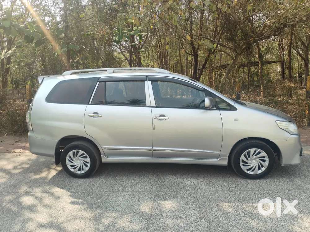 Toyota Innova 2015 Diesel Well Maintained