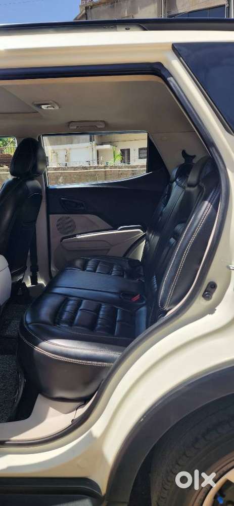 Mahindra Xuv300 W6 Diesel, 2023, Diesel