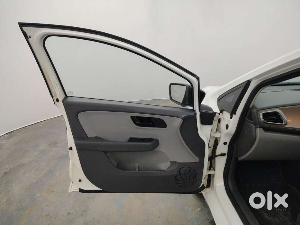 Tata Altroz 1.2 Xt, 2020, Petrol