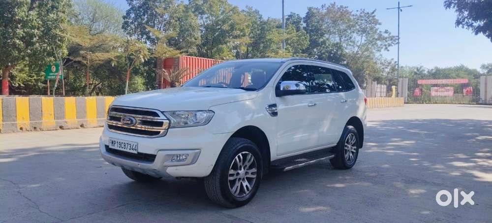 Ford Endeavour 3.2 Titanium At 4x4, 2017, Diesel