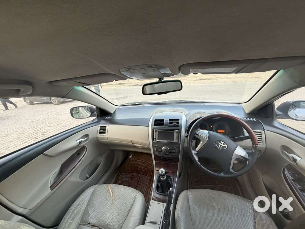 Toyota Corolla Altis, 2011, Petrol