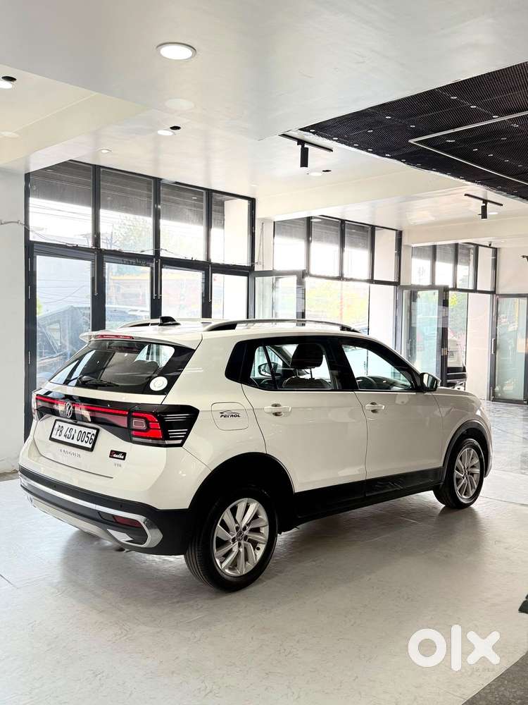 Volkswagen Taigun 1.0 Tsi Highline At, 2022, Petrol