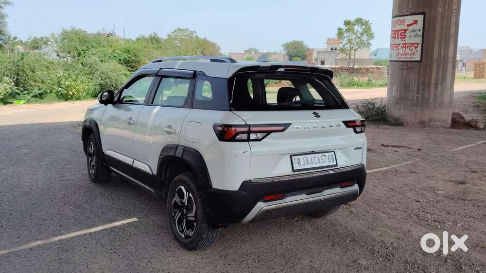 Maruti Suzuki Brezza Zxi Plus At, 2022, Petrol