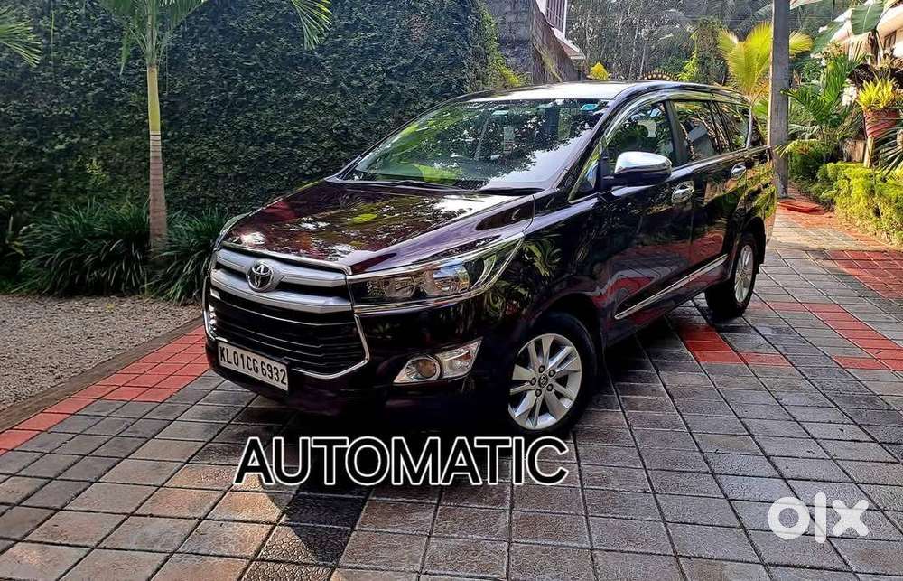 Toyota Innova Crysta 2.8 G Automatic Diesel-96k Km-excellent Condition