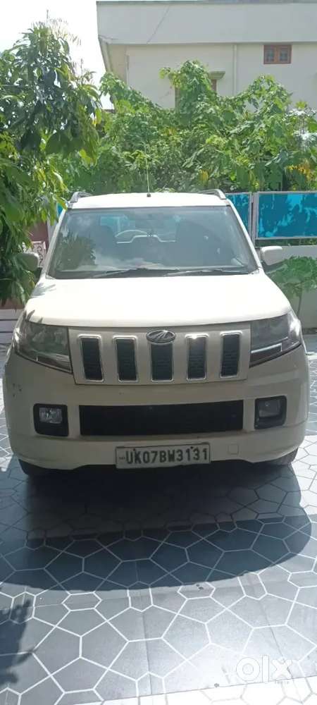 Mahindra Tuv 300 2017