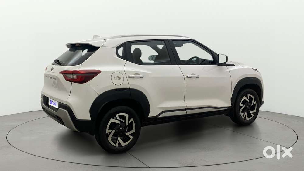 Nissan Magnite 1.0 Xv, 2023, Petrol