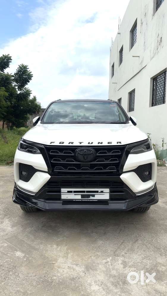 Toyota Fortuner 2025 Well Maintained