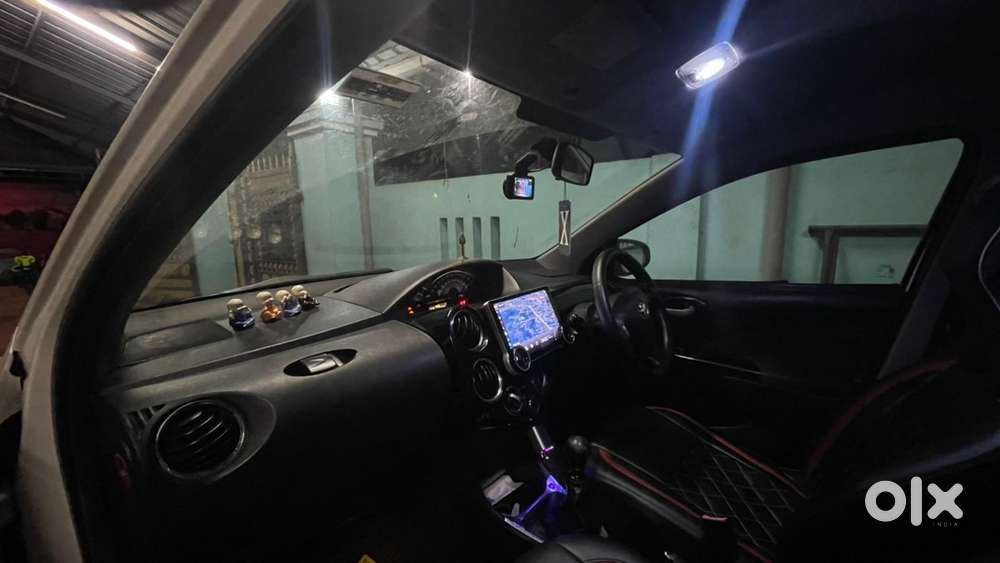 Toyota Etios Cross 2014