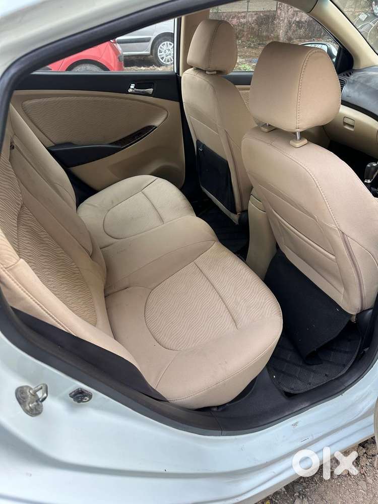 Hyundai Verna Fluidic 1.6 Vtvt, 2011, Petrol