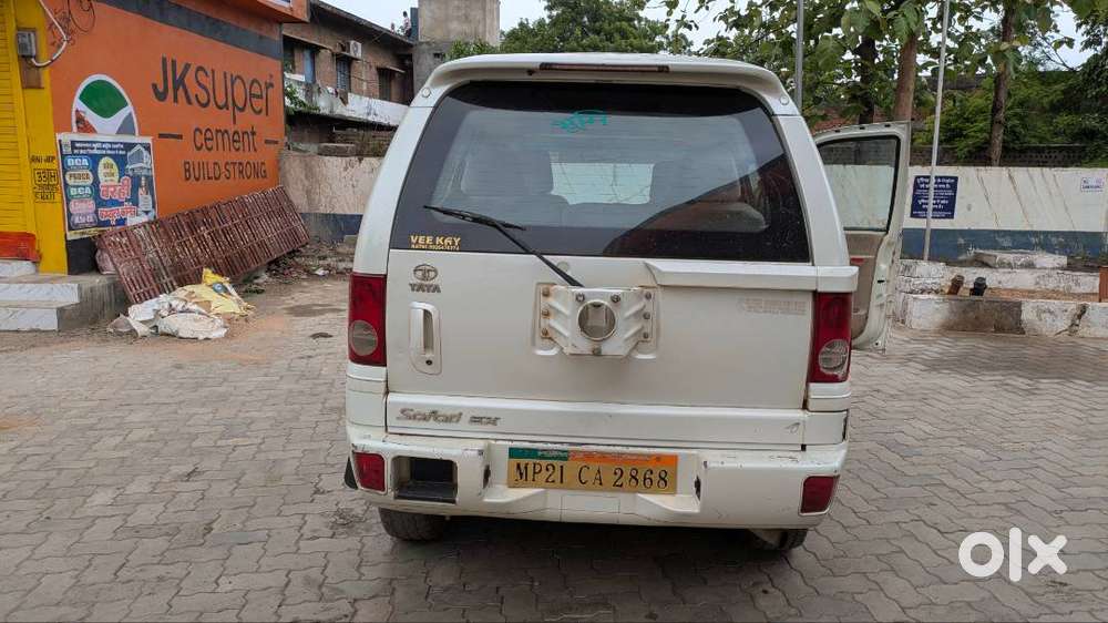 Tata Safari 2012– Excellent Engine, New Tyres, Insurance