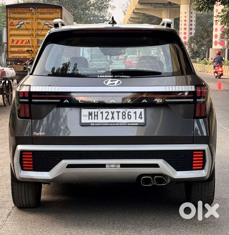 Hyundai Alcazar Platinum 7 Str 1.5 Turbo Petrol Adventure, 2025, Pet..