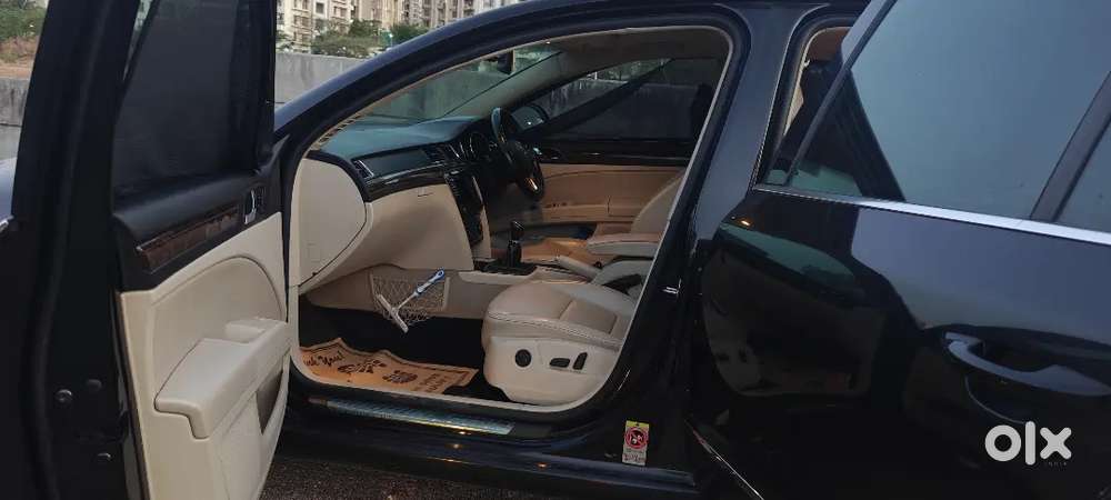 Selling My Skoda Superb 2015 Model Black Color