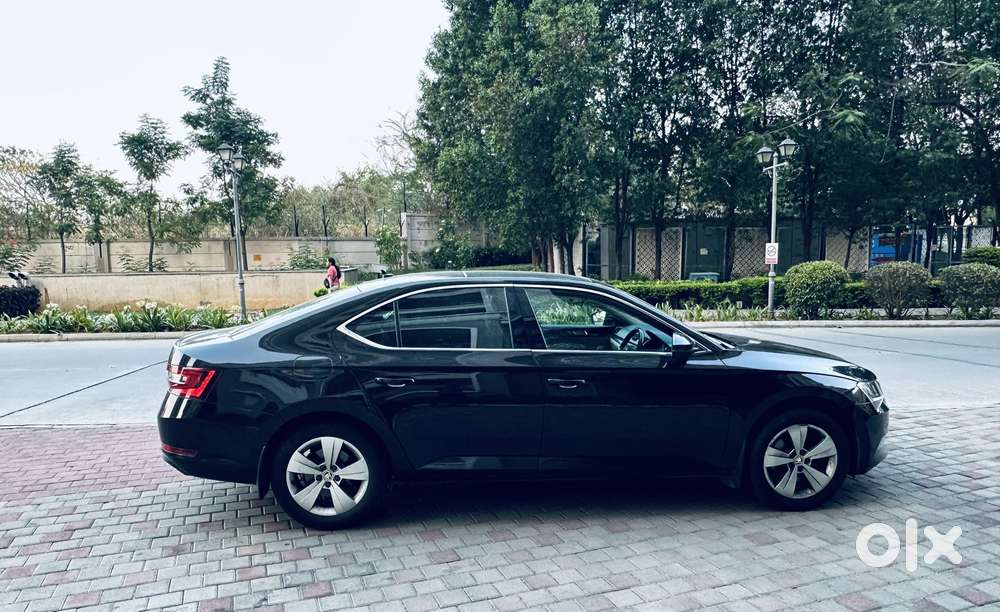 Skoda Superb Style 1.8 Tsi At, 2016, Petrol