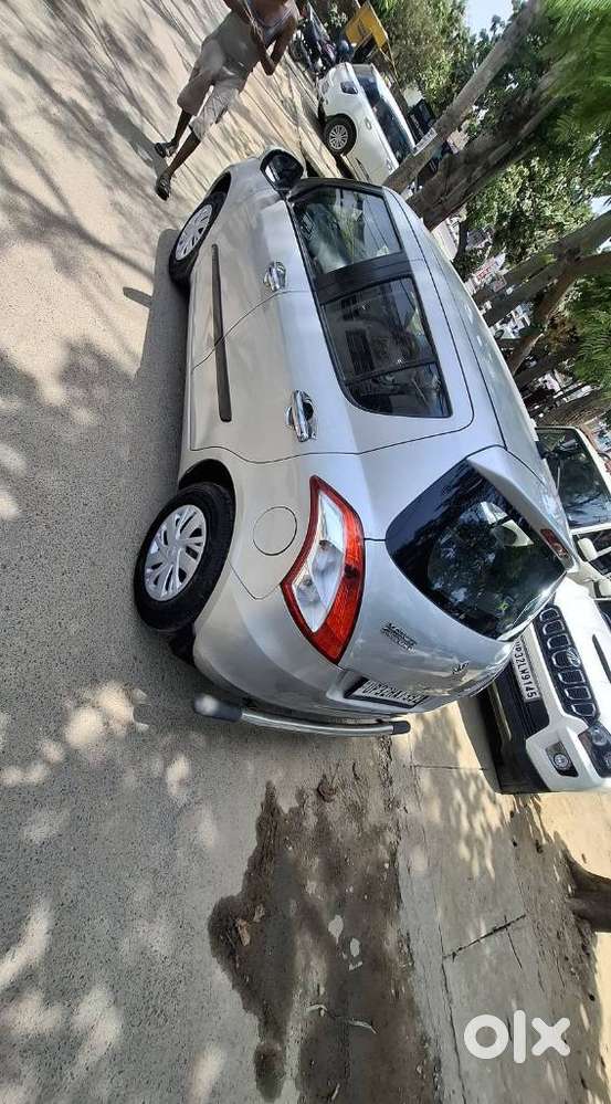 Maruti Suzuki Swift Vxi, 2016, Petrol