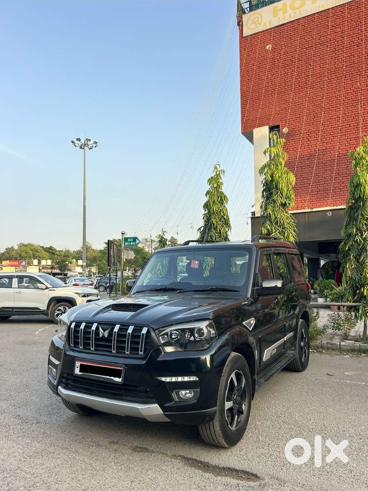 Mahindra Scorpio Classic 2.2 S 11 Mt 7 Str, 2022, Diesel