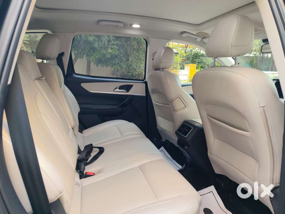 Mahindra Xuv700 2.2 Ax 7 Diesel At Luxury Pack Str, 2022, Diesel