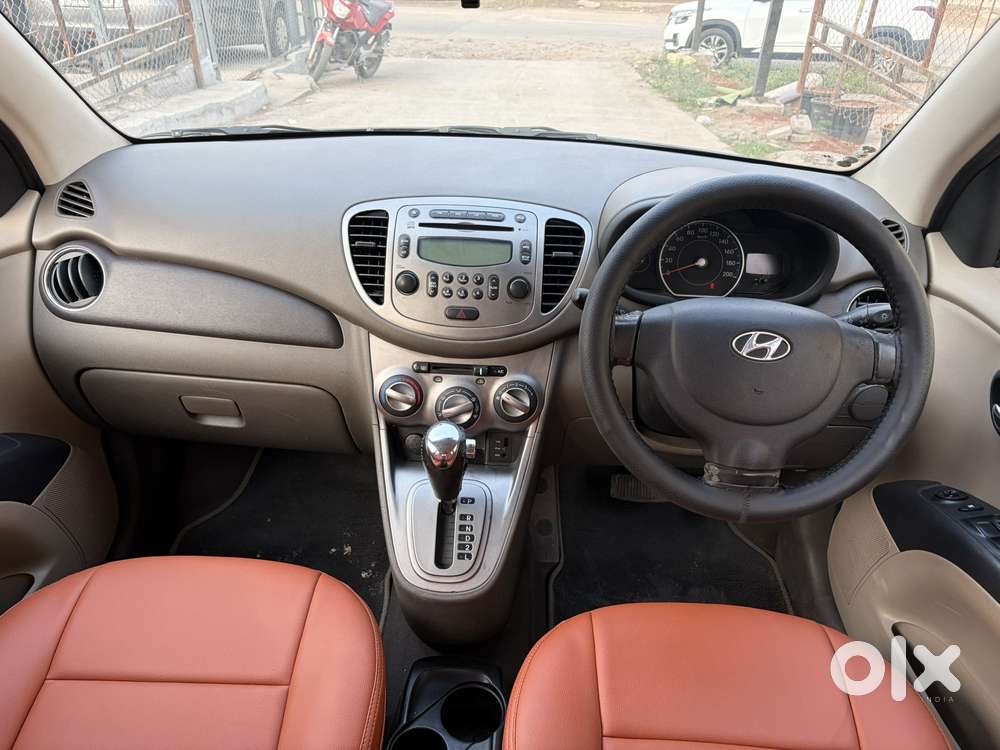 Hyundai I10 Sportz At, 2013, Petrol