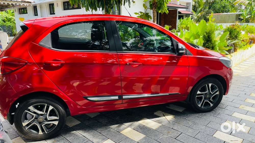 Tata Tiago Petrol 2019