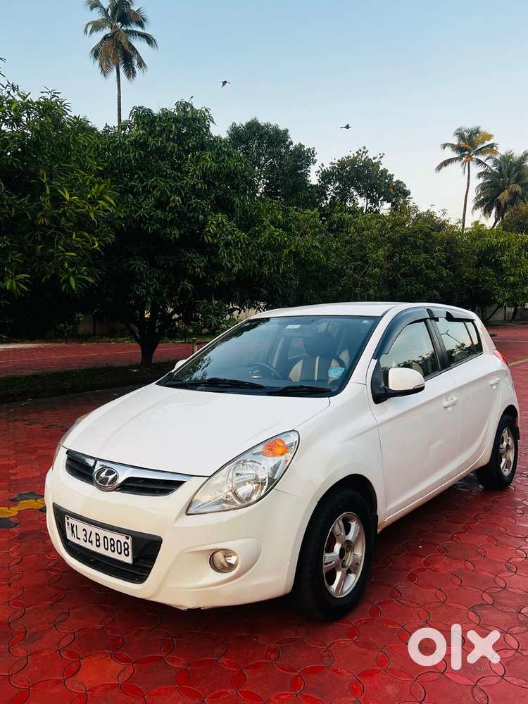 Hyundai I20 1.2 Asta Option With Sunroof, 2011, Diesel