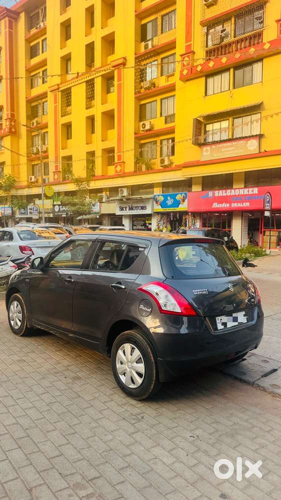 Maruti Suzuki Swift Vxi + Manual, 2017, Petrol