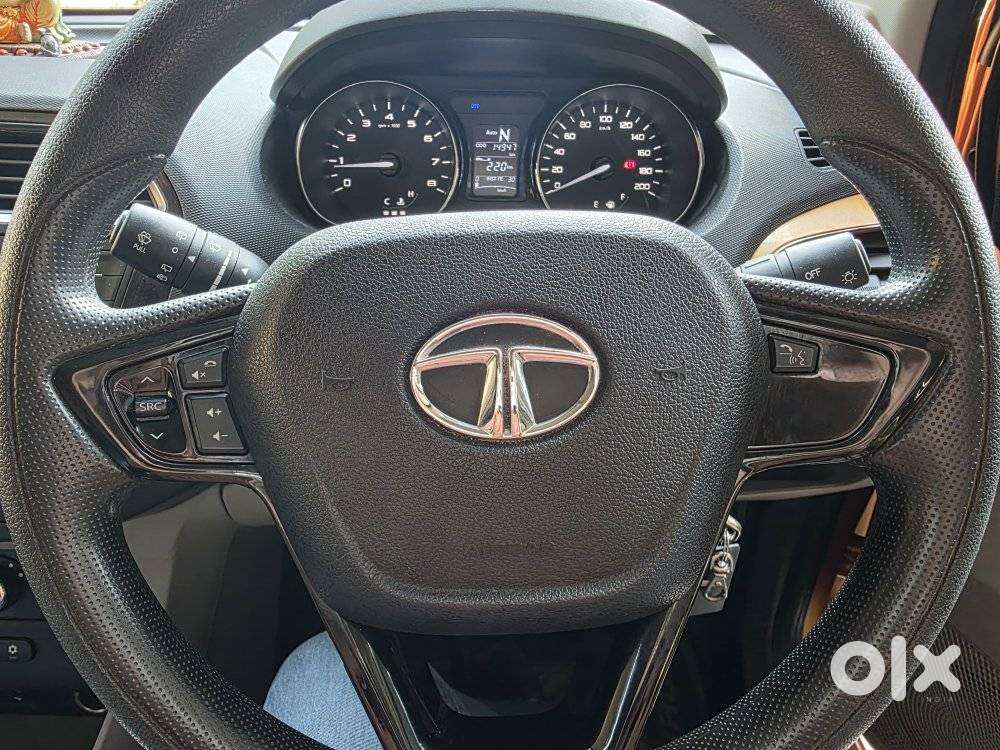 Tata Tiago 1.2 Revotron Xza, 2018, Petrol
