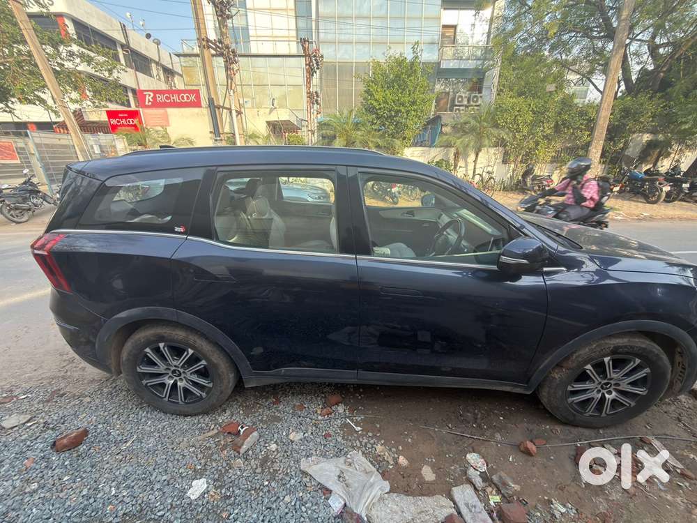 Mahindra Xuv700 Petrol 2023