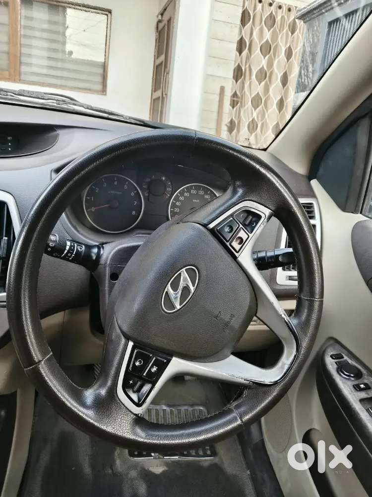 Hyundai I20 1.4 Asta 2011 Car