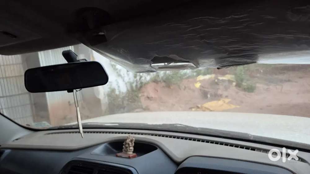 Mahindra Tuv 300 2016 Diesel 135023 Km Driven