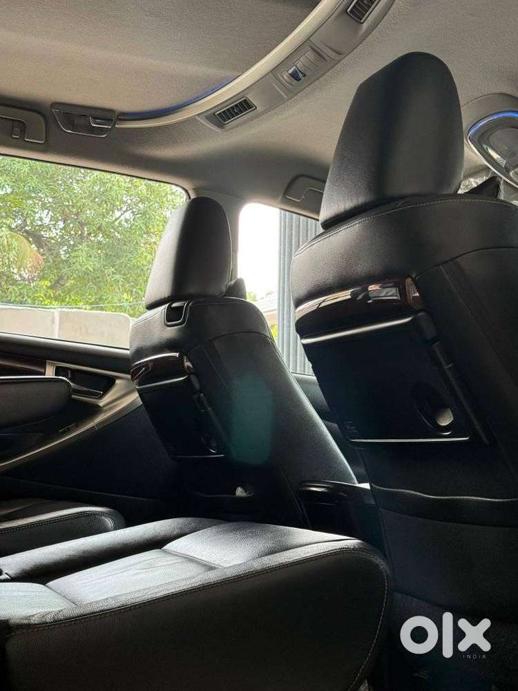 Toyota Innova Crysta 2.4 Z 7 Str, 2016, Diesel