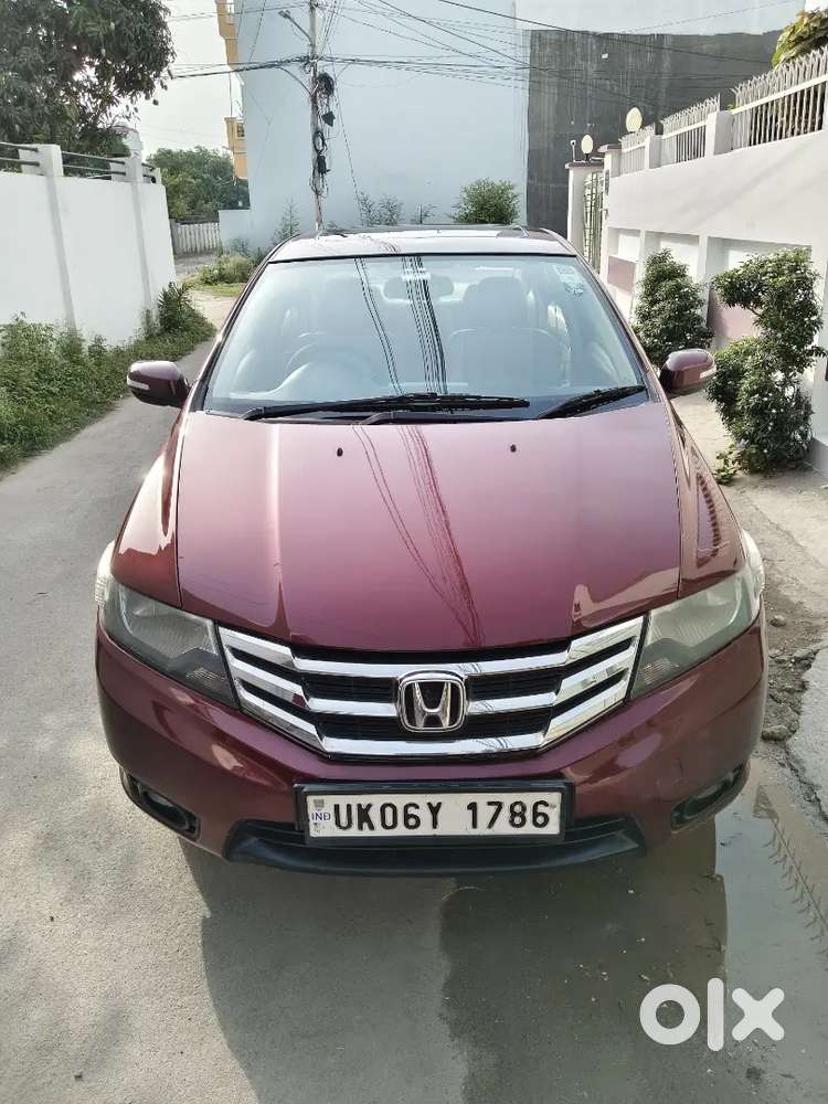 Show Room Condition Honda City Top Model With Sunroof