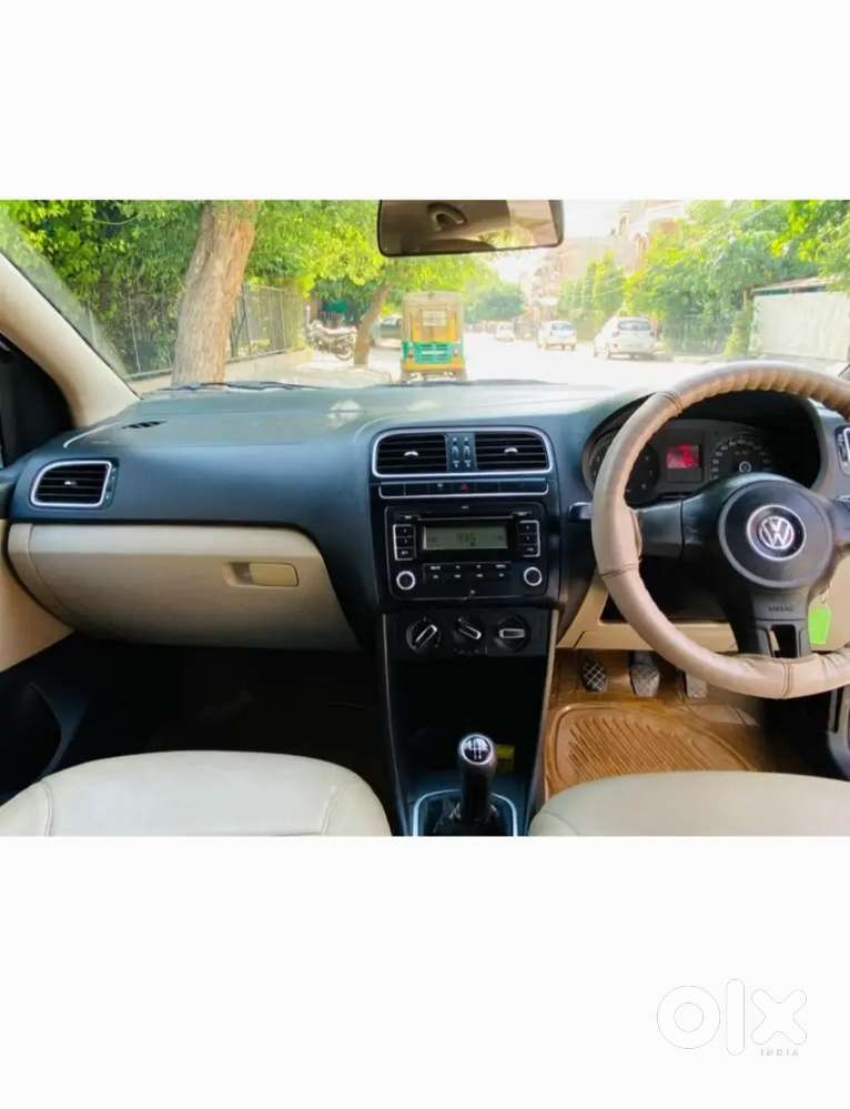 Volkswagen Polo 2012 Petrol 99000 Km Driven