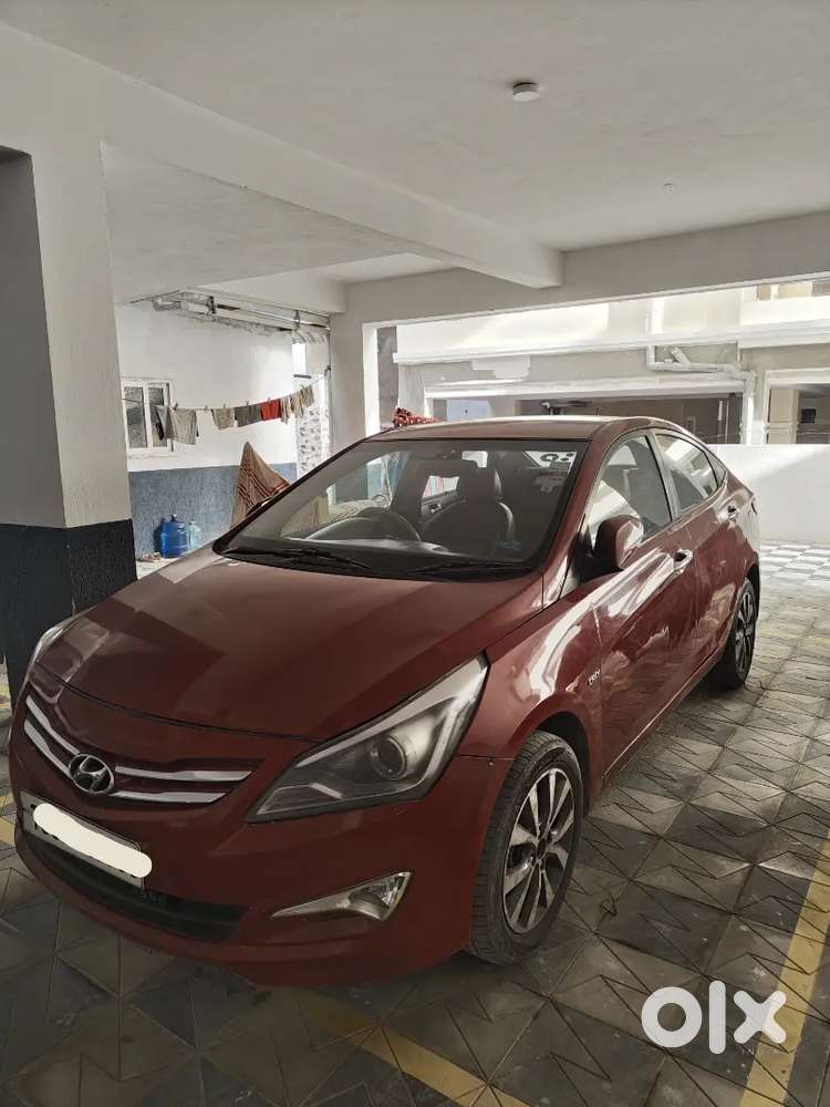 Hyundai Fluidic Verna 2015