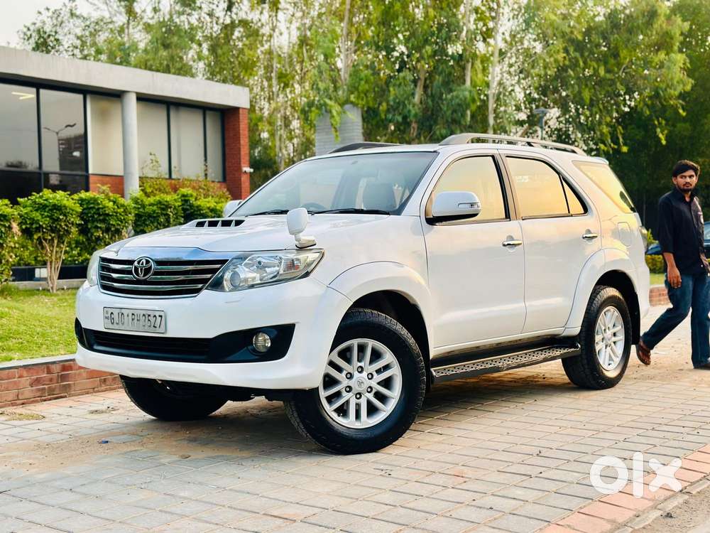 Toyota Fortuner 3.0 4x2 Mt, 2014, Diesel