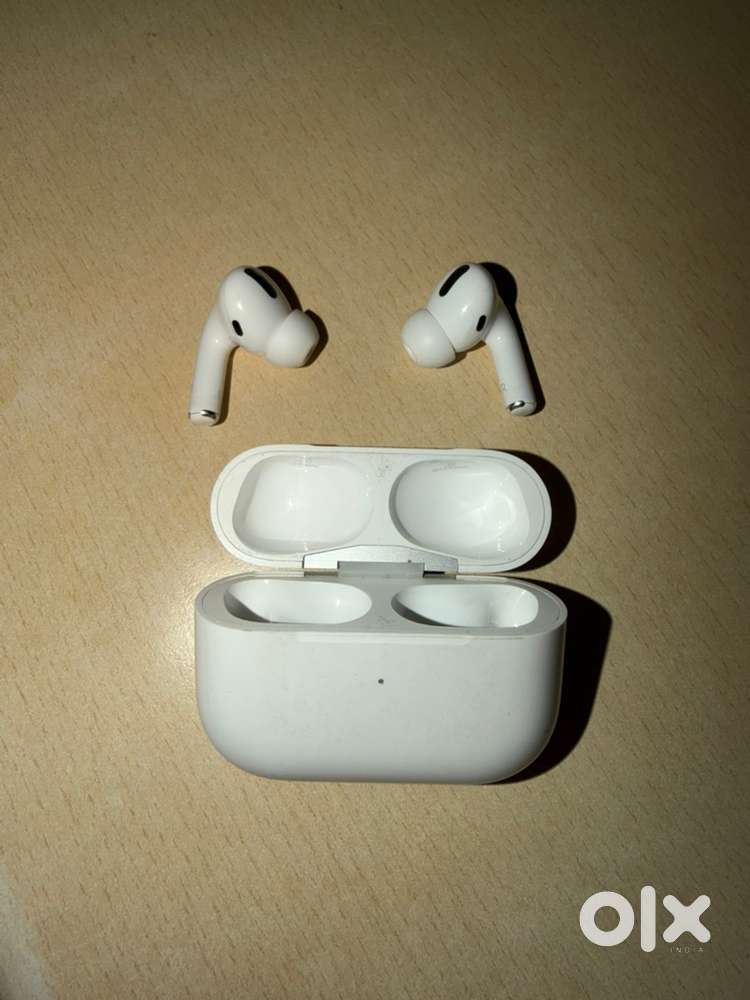 Apple AirPods Pro 1st Generation – Original