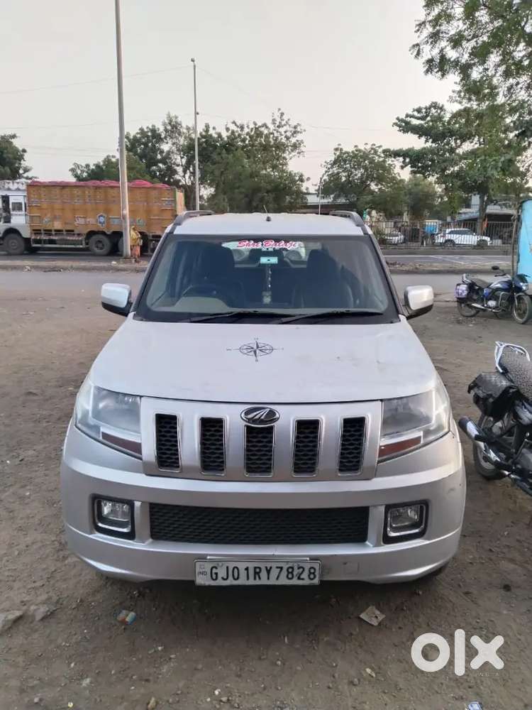 Mahindra Tuv 300 2017