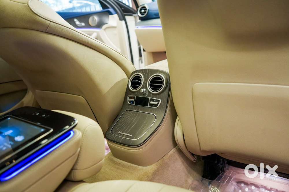 Mercedes-benz E-class E 200 Exclusive, 2022, Petrol