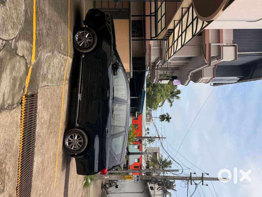 Toyota Innova Crysta 2019 2.8 Diesel Well Maintained