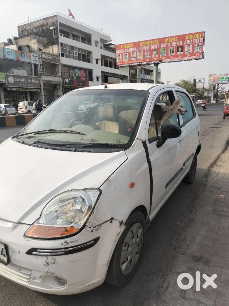 Chevrolet Spark Ac Me Gas Dalvani Padegi Gaadi 21 Aug 2027 Tk Valid Ha