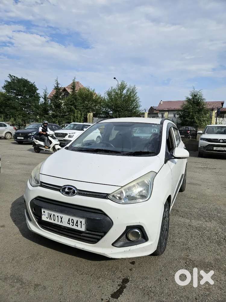 Hyundai Grand I10 Sportz 2015 Diesel Manual