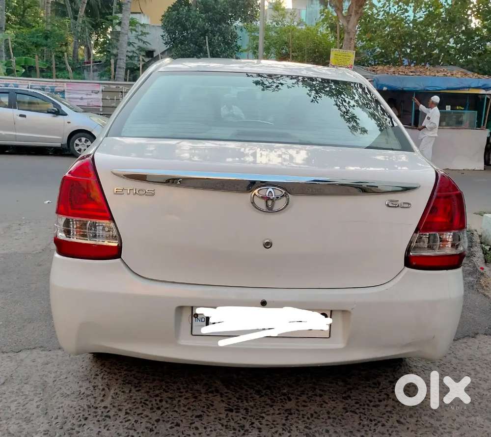 Toyota Etios Model 2015 Owner First Insurance Full Km.180000 Service R