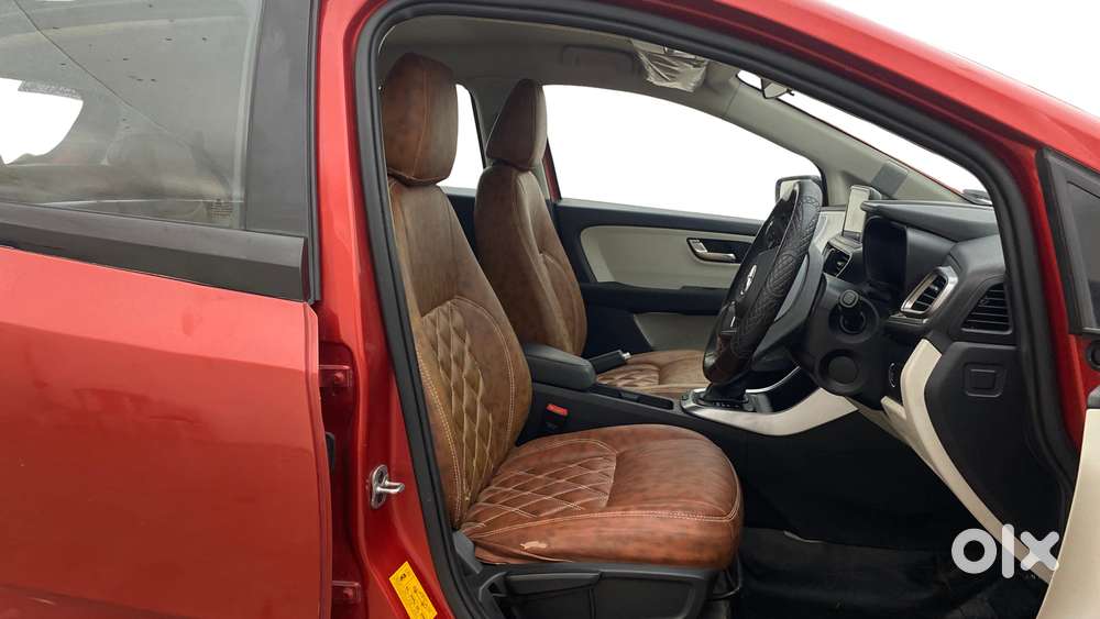 Tata Altroz 1.2 Xza Plus, 2023, Petrol