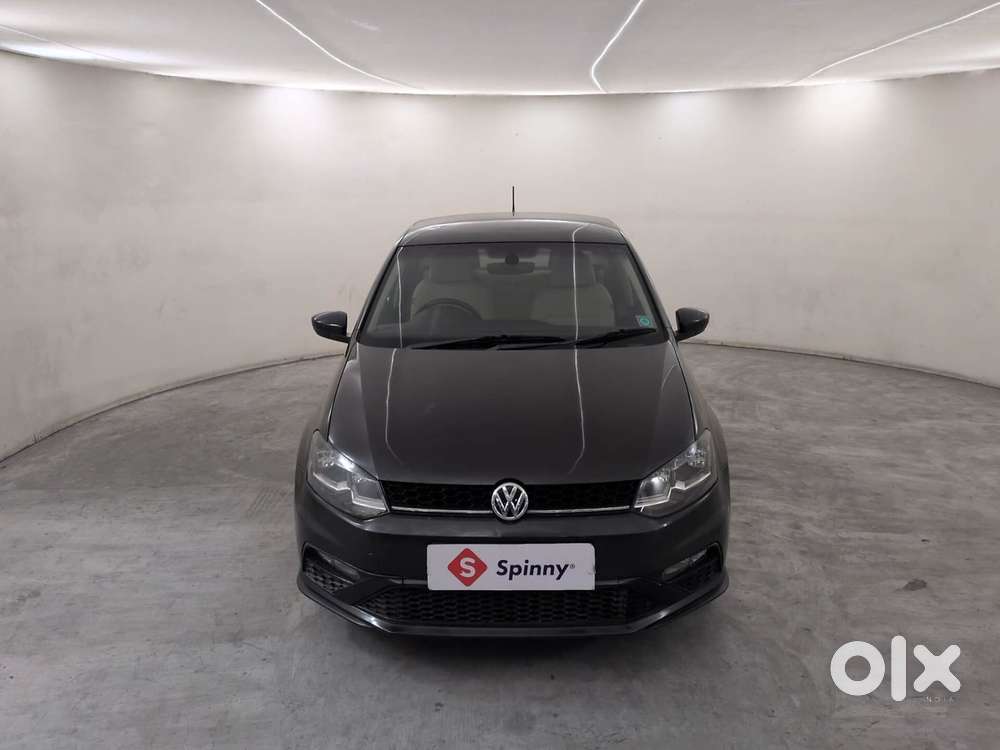 Volkswagen Vento 1.6 Highline, 2021, Petrol