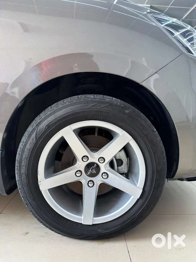 Maruti Suzuki Ertiga Vxi 2019