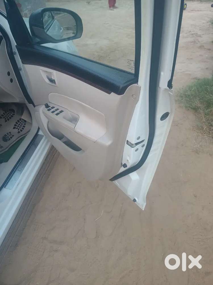 Swift Dzire Vdi Abs 2017 Model 1st Owner All Original