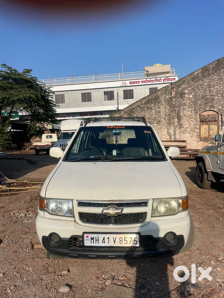 Chevrolet Tavera 2015 Diesel Well Maintained