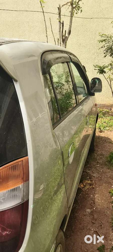 Hyundai Santro GS ZIP 2001