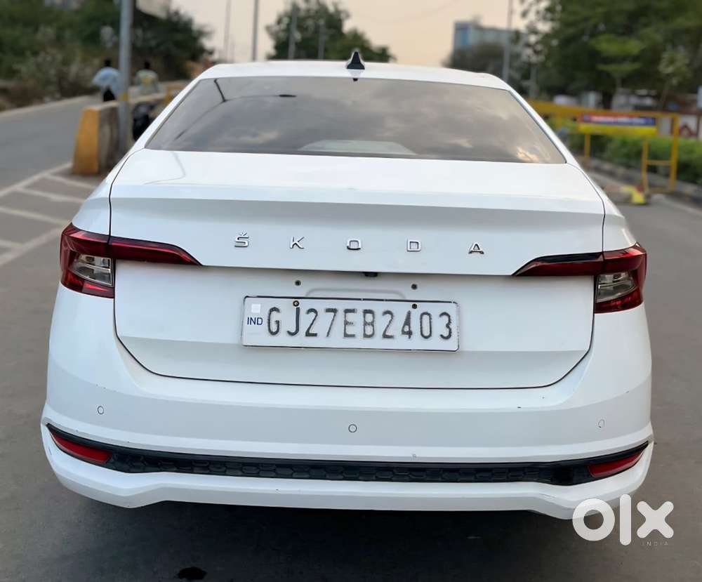 Skoda Slavia 1.0 Ambition Tsi, 2022, Petrol