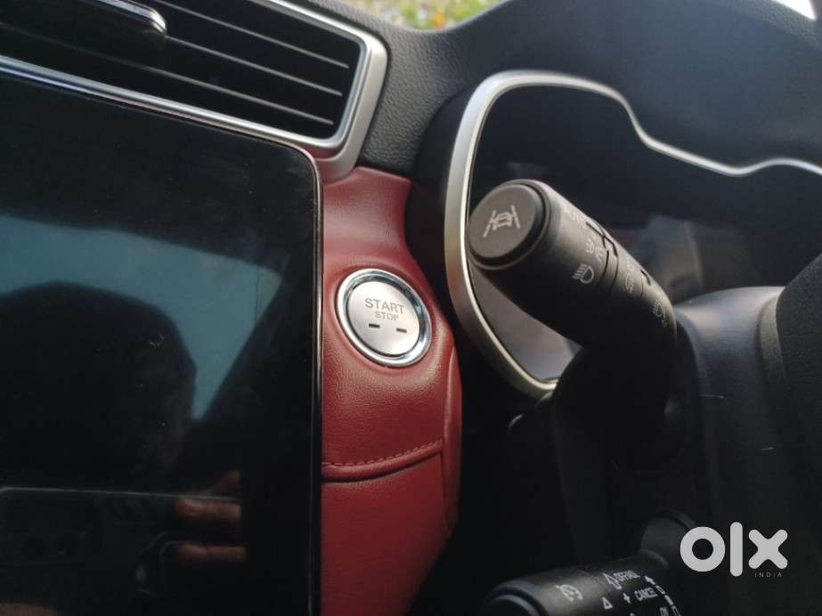 Mg Astor 1.5 Savvy Cvt S Red, 2022, Petrol